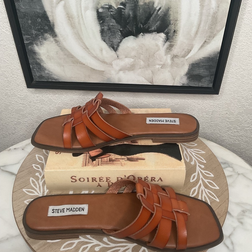 Steve Madden Fisherman style Sandals Lena, beautiful warm cognac color,comfy☀️ - Picture 7 of 7